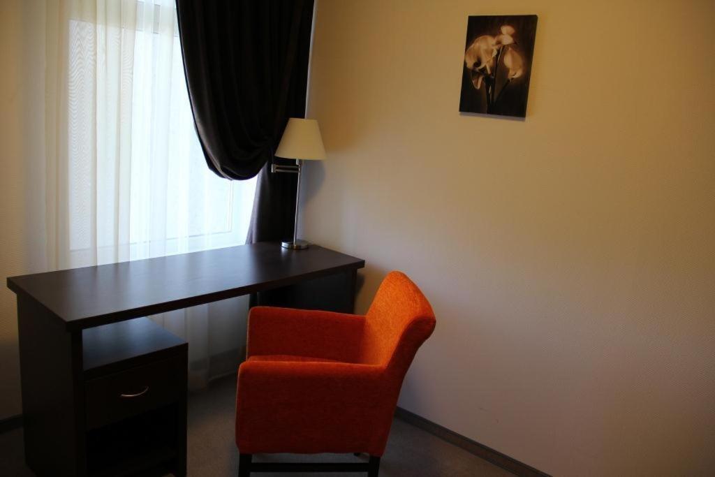 Hotel Mirniy Resort Odessa Oda fotoğraf