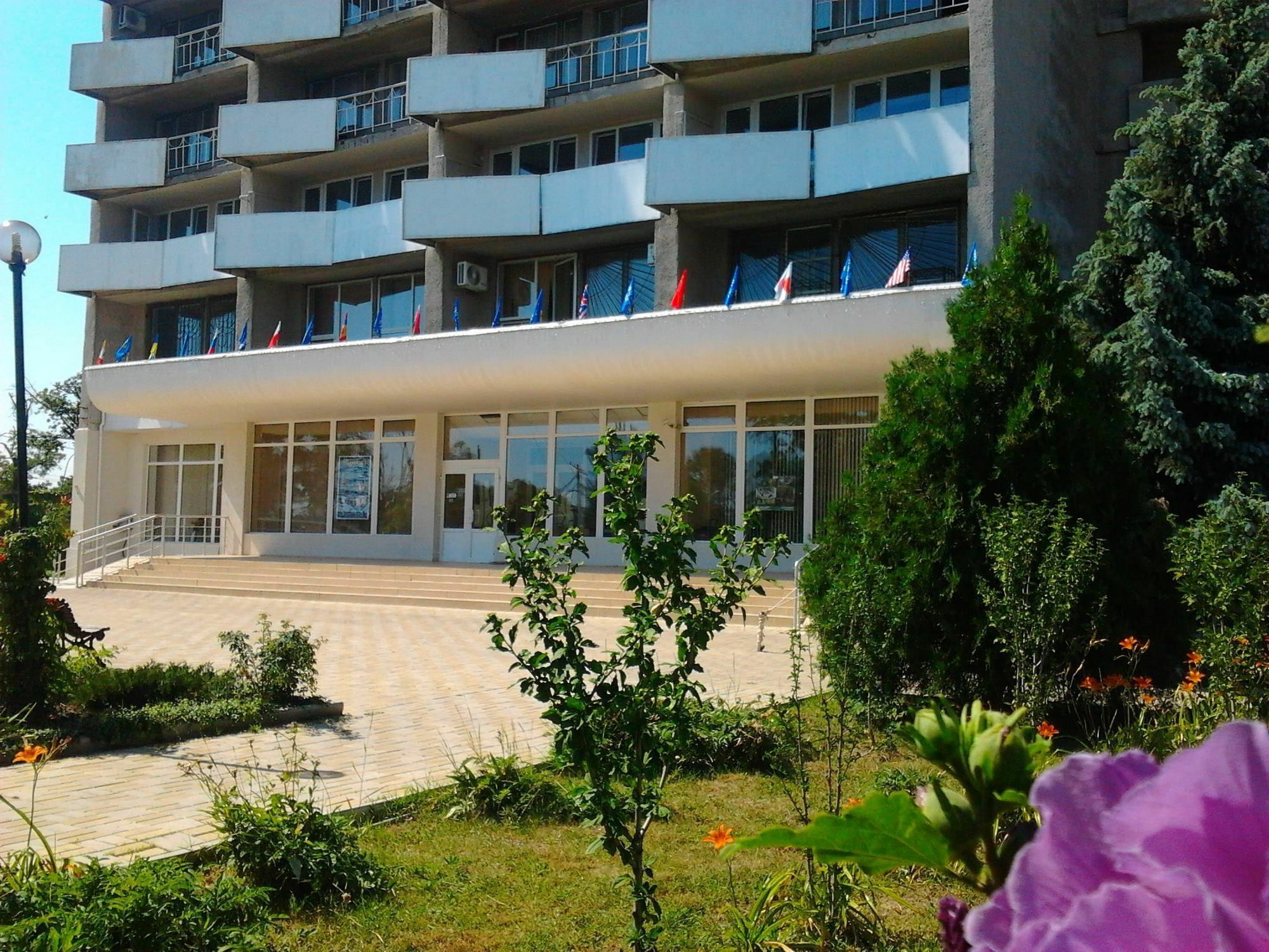 Hotel Mirniy Resort Odessa Dış mekan fotoğraf